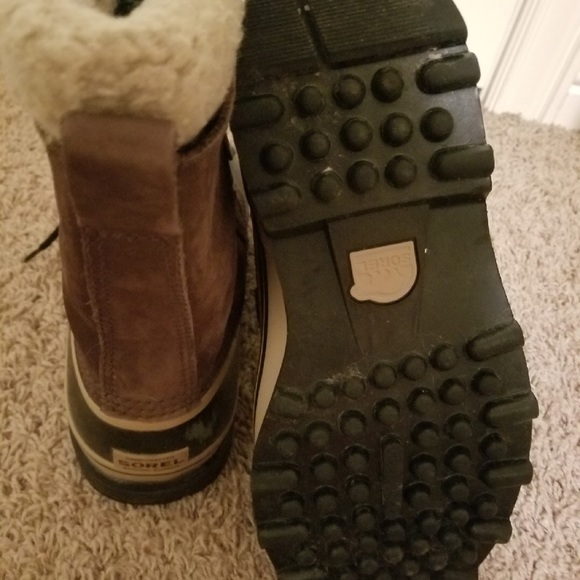 Brown Sorel Caribou boots main image 4